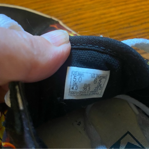 Vans Old Skool Low Flame Hotrod Skateboard Sneakers Size Mens 5 Black Red - Picture 6 of 8